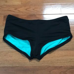 Boyshort swim bottom